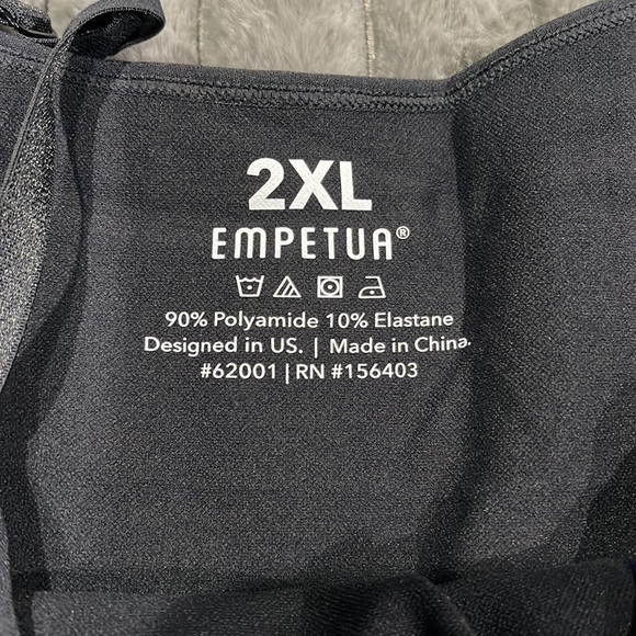 Shapermint Empetua scoop neck cami - Picture 6 of 6